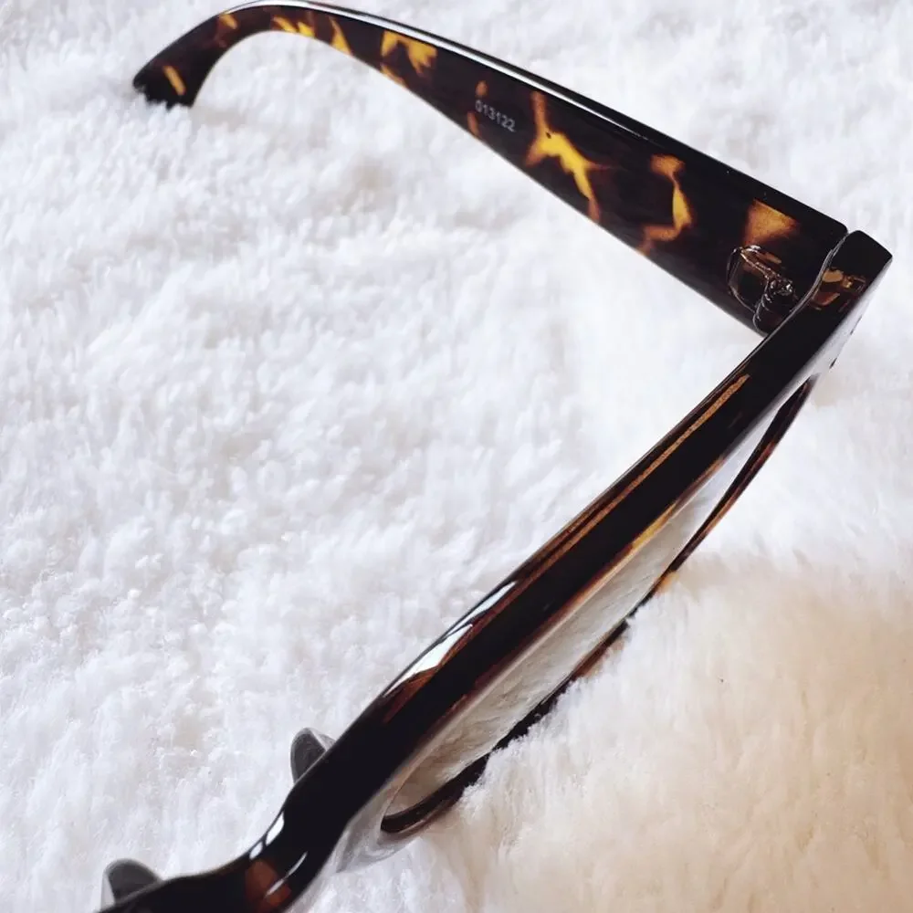 Jack Light Tortoise Brown Square Sunglasses